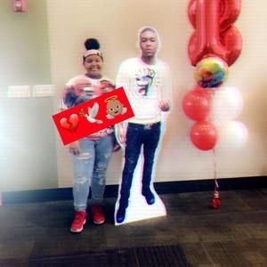 Meet your Posher, Ajah